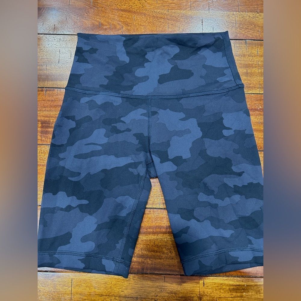 Lululemon Wunder Train High Rise 8”